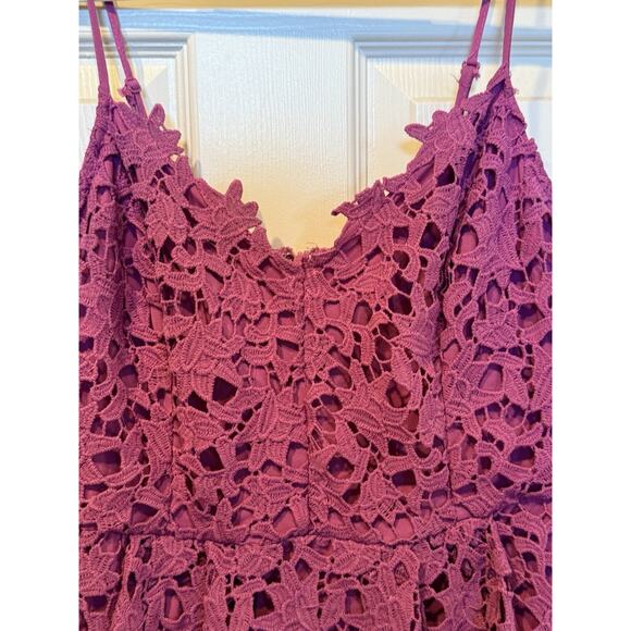 ASTR The Label The Lace Sleeveless Midi Dress XLarge XL Sundress Burgundy - Picture 6 of 12